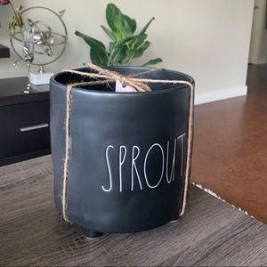 Large Rae Dunn SPROUT Black Planter